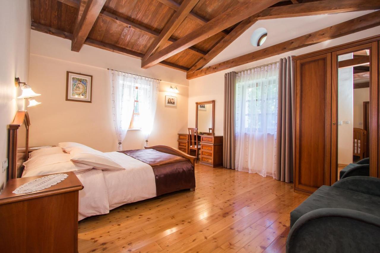 Villa Kringa Tinjan 外观 照片