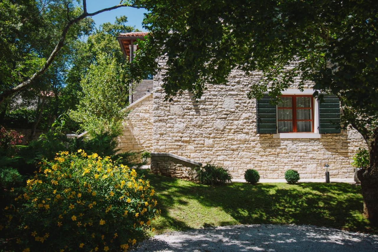 Villa Kringa Tinjan 外观 照片